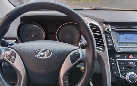 Hyundai i30 II рестайлинг, 2013 год, 885 000 рублей, 15 фотография