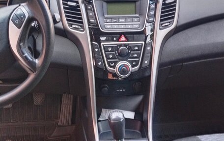Hyundai i30 II рестайлинг, 2013 год, 885 000 рублей, 16 фотография