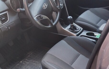 Hyundai i30 II рестайлинг, 2013 год, 885 000 рублей, 10 фотография