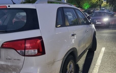 KIA Sorento II рестайлинг, 2014 год, 1 000 000 рублей, 2 фотография