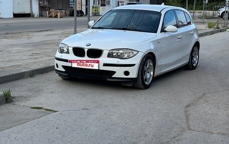 BMW 1 серия, 2009 год, 910 000 рублей, 15 фотография