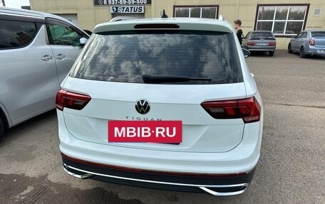 Volkswagen Tiguan II, 2021 год, 3 600 000 рублей, 5 фотография