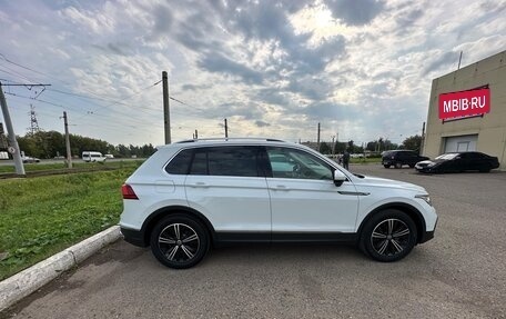 Volkswagen Tiguan II, 2021 год, 3 600 000 рублей, 4 фотография