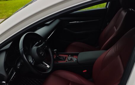 Mazda 3, 2022 год, 2 250 000 рублей, 5 фотография