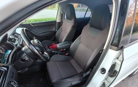Skoda Rapid I, 2015 год, 950 000 рублей, 7 фотография