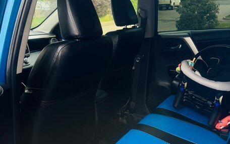 Toyota RAV4, 2015 год, 2 250 000 рублей, 10 фотография