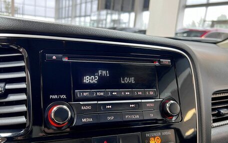 Mitsubishi Outlander III рестайлинг 3, 2017 год, 1 825 000 рублей, 17 фотография