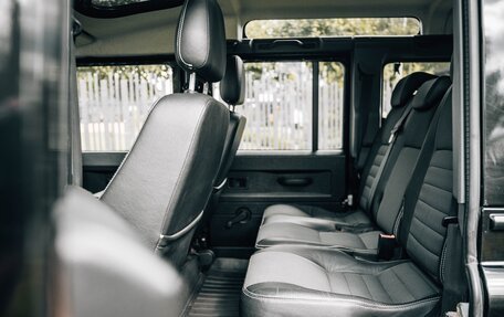 Land Rover Defender I, 2010 год, 3 250 000 рублей, 16 фотография