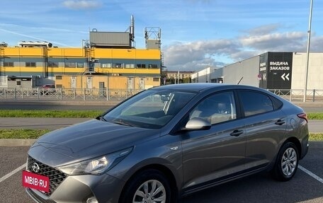 Hyundai Solaris II рестайлинг, 2020 год, 1 650 000 рублей, 2 фотография