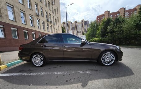 Mercedes-Benz E-Класс, 2015 год, 2 400 000 рублей, 5 фотография