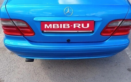 Mercedes-Benz CLK-Класс, 1998 год, 450 000 рублей, 2 фотография