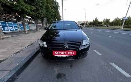 Volkswagen Passat B6, 2005 год, 600 000 рублей, 10 фотография
