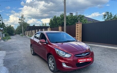 Hyundai Solaris II рестайлинг, 2012 год, 640 000 рублей, 3 фотография