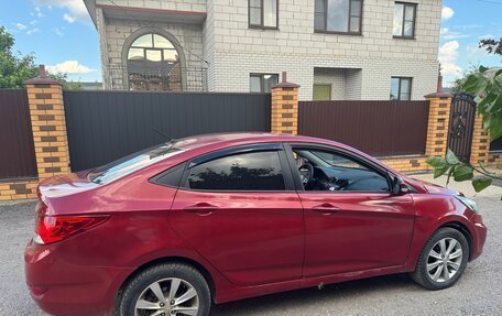 Hyundai Solaris II рестайлинг, 2012 год, 640 000 рублей, 7 фотография