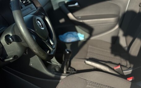 Volkswagen Polo VI (EU Market), 2015 год, 490 000 рублей, 9 фотография