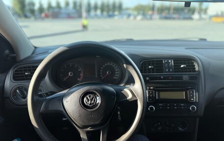 Volkswagen Polo VI (EU Market), 2015 год, 490 000 рублей, 12 фотография