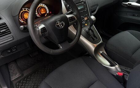Toyota Auris II, 2011 год, 1 100 000 рублей, 6 фотография