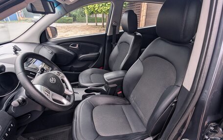 Hyundai ix35 I рестайлинг, 2010 год, 935 000 рублей, 11 фотография
