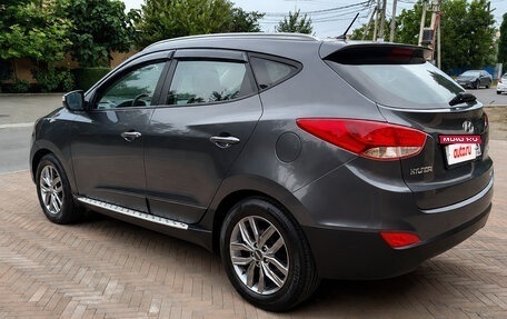 Hyundai ix35 I рестайлинг, 2010 год, 935 000 рублей, 4 фотография