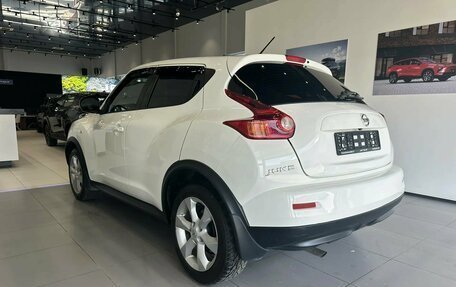 Nissan Juke II, 2012 год, 850 000 рублей, 6 фотография