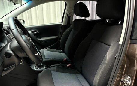 Volkswagen Polo VI (EU Market), 2011 год, 699 000 рублей, 23 фотография