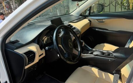 Lexus NX I, 2016 год, 1 690 000 рублей, 10 фотография
