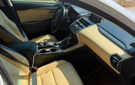 Lexus NX I, 2016 год, 1 690 000 рублей, 12 фотография