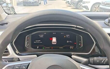 Volkswagen T-Cross I, 2023 год, 1 114 000 рублей, 6 фотография