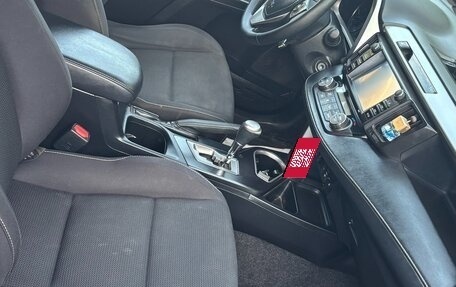 Toyota RAV4, 2017 год, 2 400 000 рублей, 8 фотография