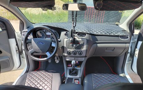 Ford Focus II рестайлинг, 2010 год, 550 000 рублей, 29 фотография