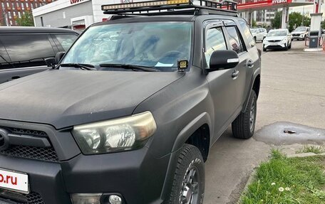 Toyota 4Runner V, 2010 год, 2 430 000 рублей, 6 фотография