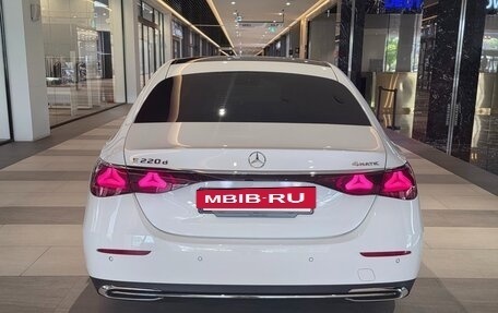 Mercedes-Benz E-Класс, 2024 год, 6 820 000 рублей, 4 фотография