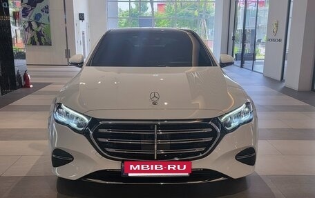 Mercedes-Benz E-Класс, 2024 год, 6 820 000 рублей, 3 фотография