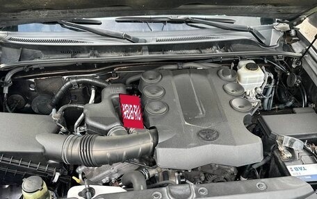 Toyota 4Runner V, 2010 год, 2 430 000 рублей, 5 фотография