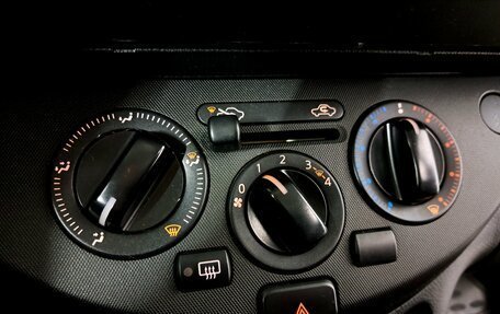 Nissan Note II рестайлинг, 2008 год, 590 000 рублей, 20 фотография