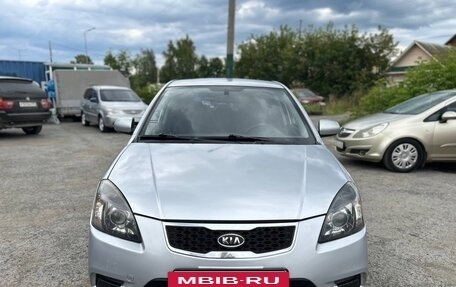 KIA Rio II, 2009 год, 439 000 рублей, 2 фотография