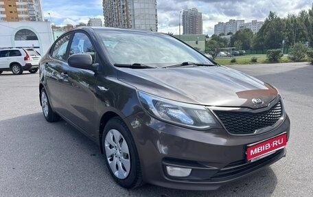 KIA Rio III рестайлинг, 2015 год, 890 000 рублей, 1 фотография