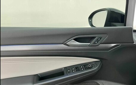 Volkswagen Golf VIII, 2025 год, 4 150 000 рублей, 15 фотография