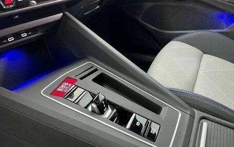 Volkswagen Golf VIII, 2025 год, 4 150 000 рублей, 16 фотография
