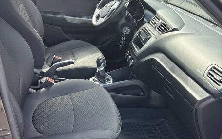 KIA Rio III рестайлинг, 2015 год, 890 000 рублей, 7 фотография