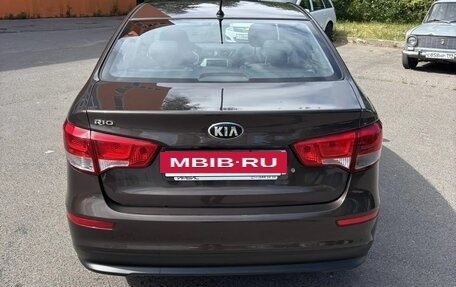 KIA Rio III рестайлинг, 2015 год, 890 000 рублей, 11 фотография