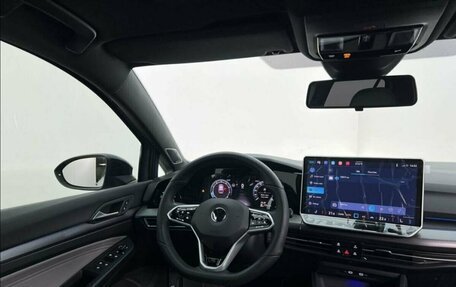 Volkswagen Golf VIII, 2025 год, 4 150 000 рублей, 11 фотография
