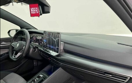 Volkswagen Golf VIII, 2025 год, 4 150 000 рублей, 10 фотография