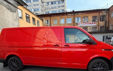 Volkswagen Transporter T6 рестайлинг, 2021 год, 4 790 000 рублей, 7 фотография
