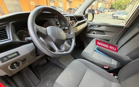 Volkswagen Transporter T6 рестайлинг, 2021 год, 4 790 000 рублей, 12 фотография