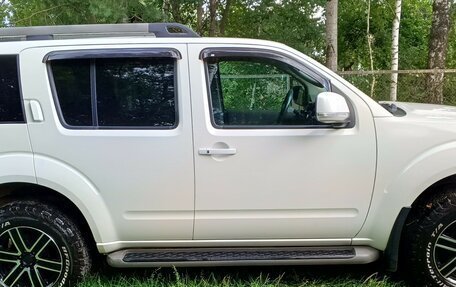 Nissan Pathfinder, 2013 год, 1 415 000 рублей, 3 фотография