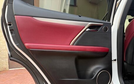 Lexus RX IV рестайлинг, 2016 год, 3 899 000 рублей, 13 фотография