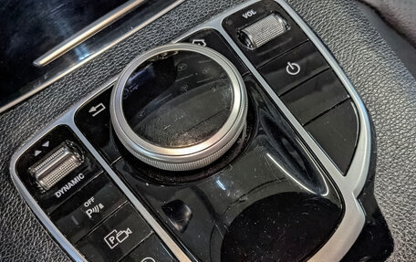 Mercedes-Benz E-Класс, 2019 год, 2 900 000 рублей, 20 фотография