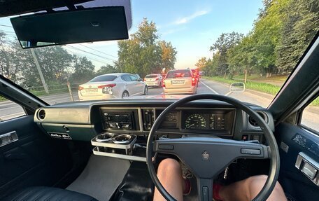 Toyota Crown, 1985 год, 370 000 рублей, 9 фотография