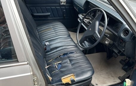 Toyota Crown, 1985 год, 370 000 рублей, 10 фотография